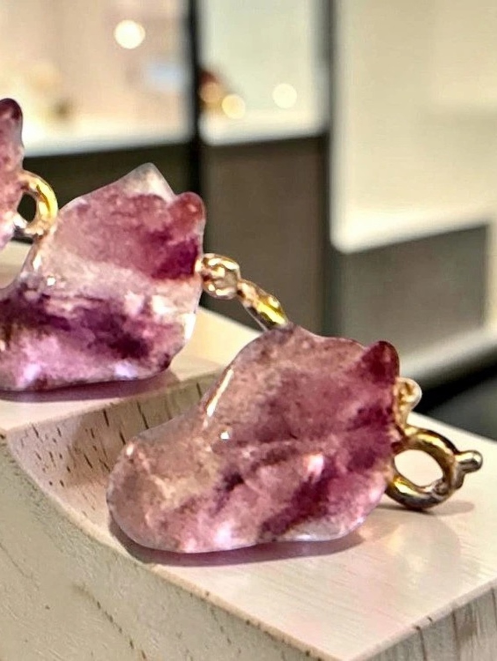Purple Fluorite Dragonhead Crystal Charm (1) - Picture 5 of 8